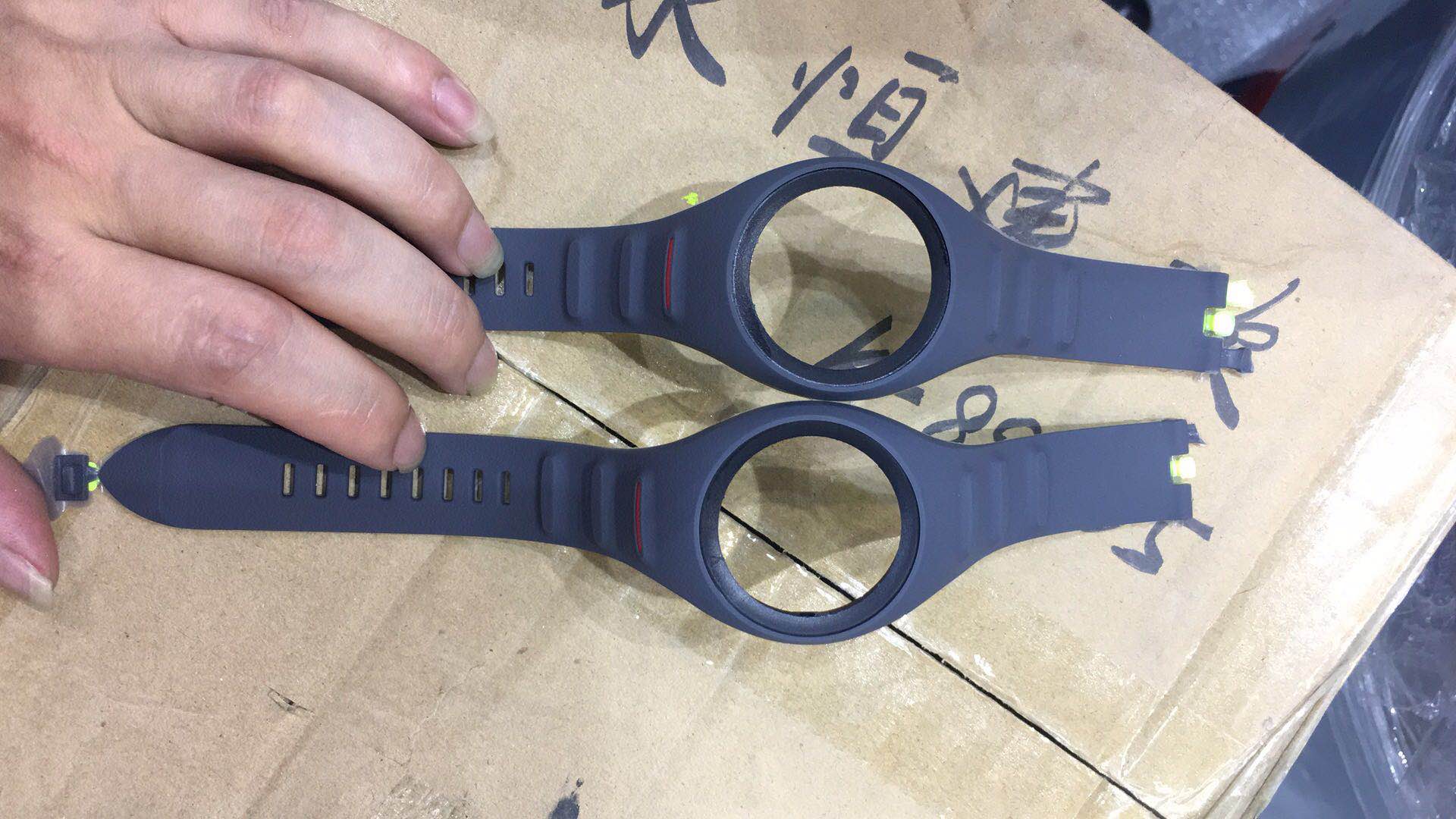 硅胶粘ABS怎么处理硅胶